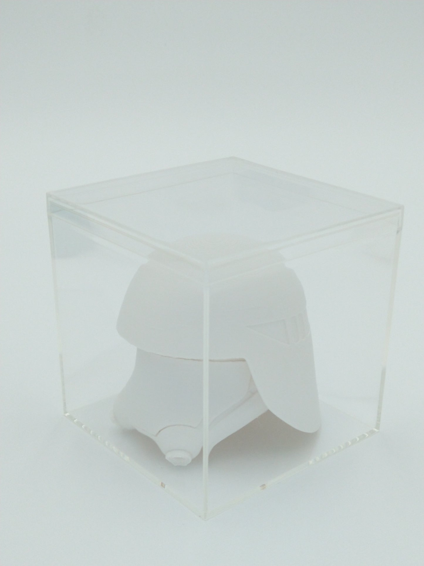 SNOWTROOPER Helmet Miniature Collectible 3" W/Display case 3d printed
