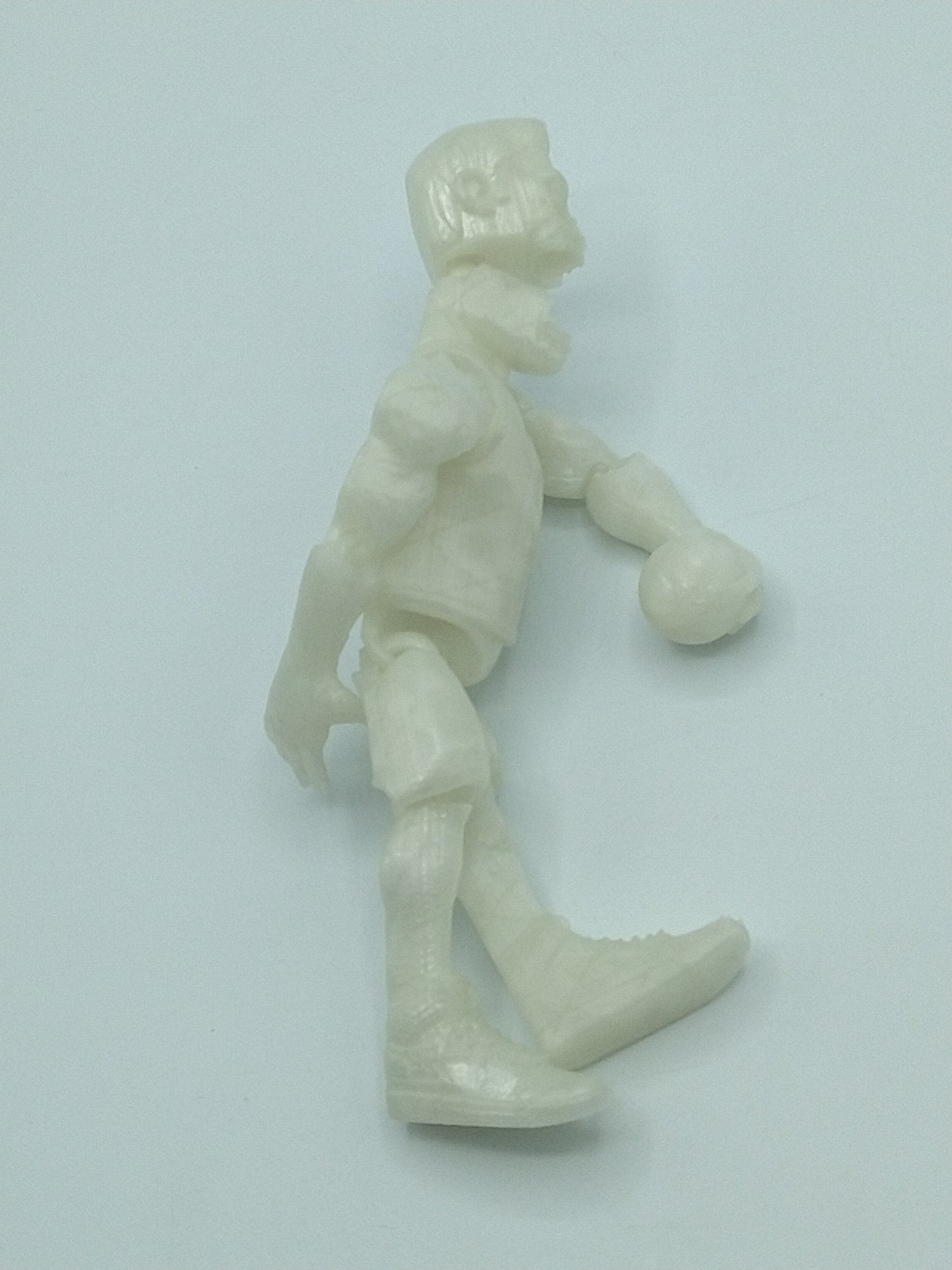 Articulated BASKETBALL PLAYER ZOMBIE 3D Printed Figure Glow in Dark 7"